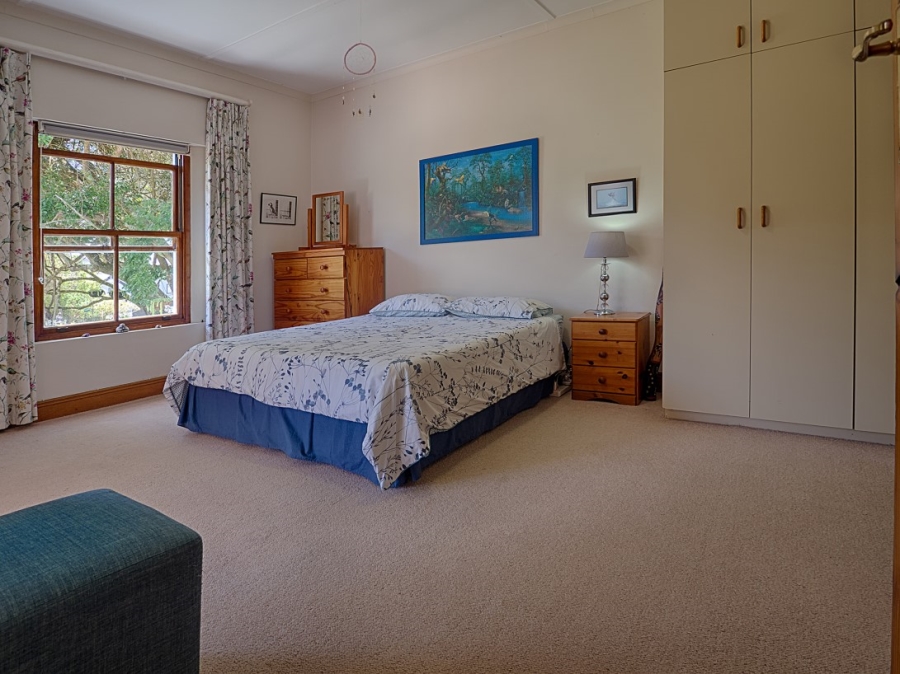 6 Bedroom Property for Sale in Belvidere Estate Western Cape